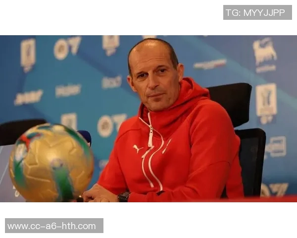 阿莱格里在更衣室严厉批评莱奥要求其端正态度以提升球队表现